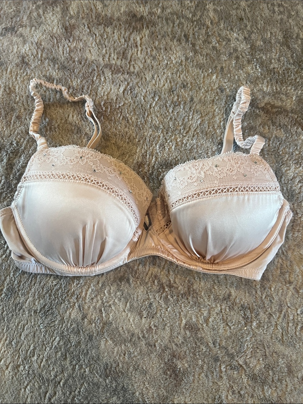 Soft Lace-Trim Padded Bra in Light Blush Size 34B